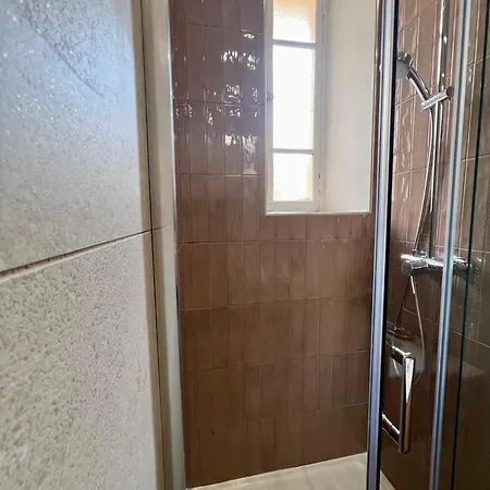 Sublime T3 Centre Ajaccio, Equipe Et Climatise Αζάτσιο