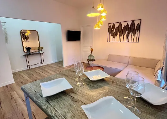 Sublime T3 Centre Ajaccio, Equipe Et Climatise Ajaccio (Corsica)